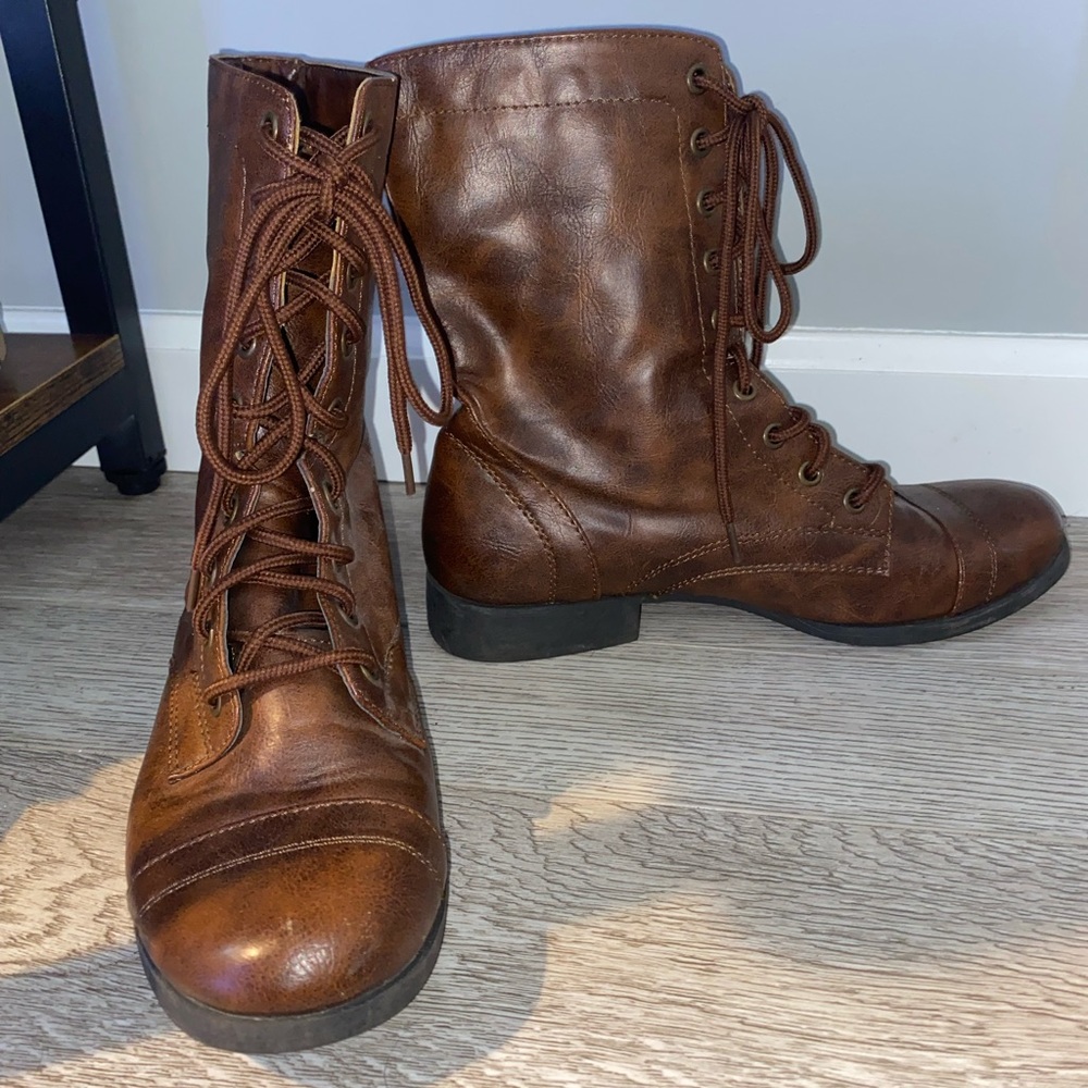 Brown boots🤎